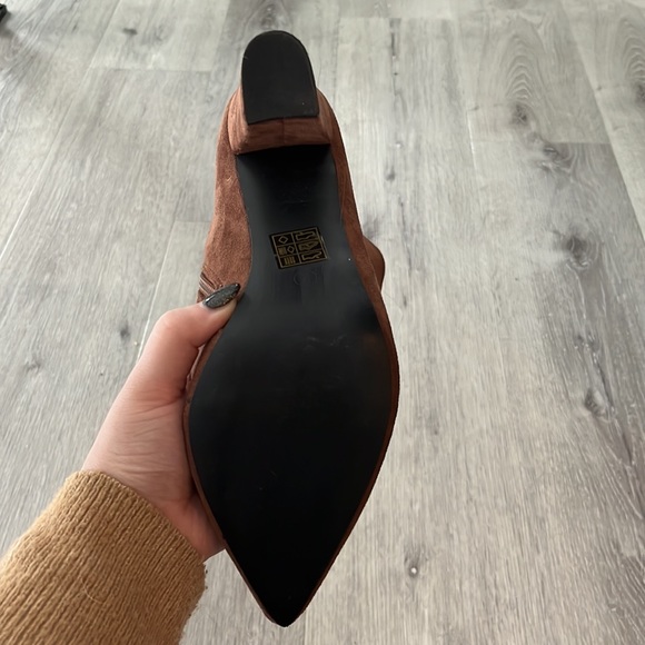 Suede High Heeled Boots - Picture 4 of 4
